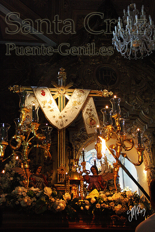 Paso de la Santa Cruz en la ermita del Dulce Nombre