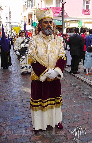 Caifs, Sumo Sacerdote